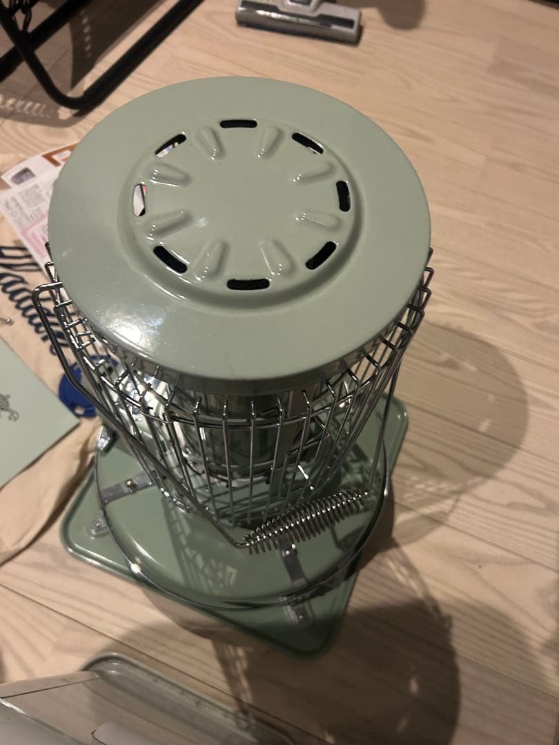 アラジン　石油ストーブ