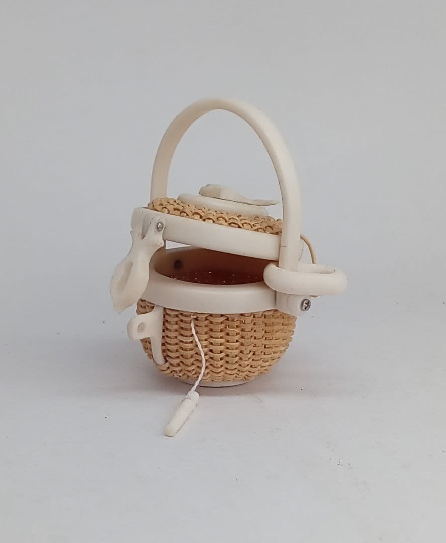 フルラッチタイプミニナンタケットバスケット（人工象牙）1インチサイズ