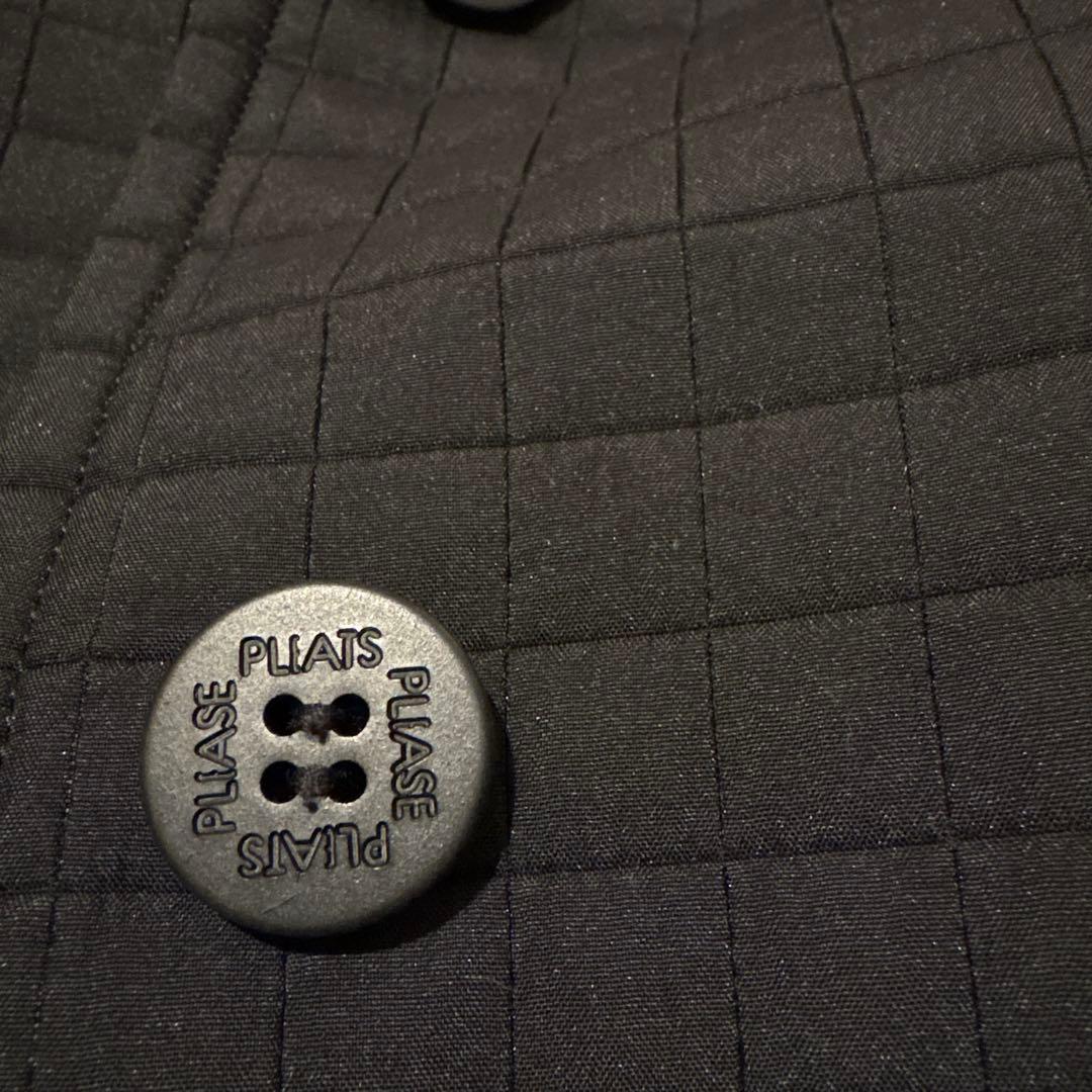 PLEATS PLEASE 黒ジャケットコート