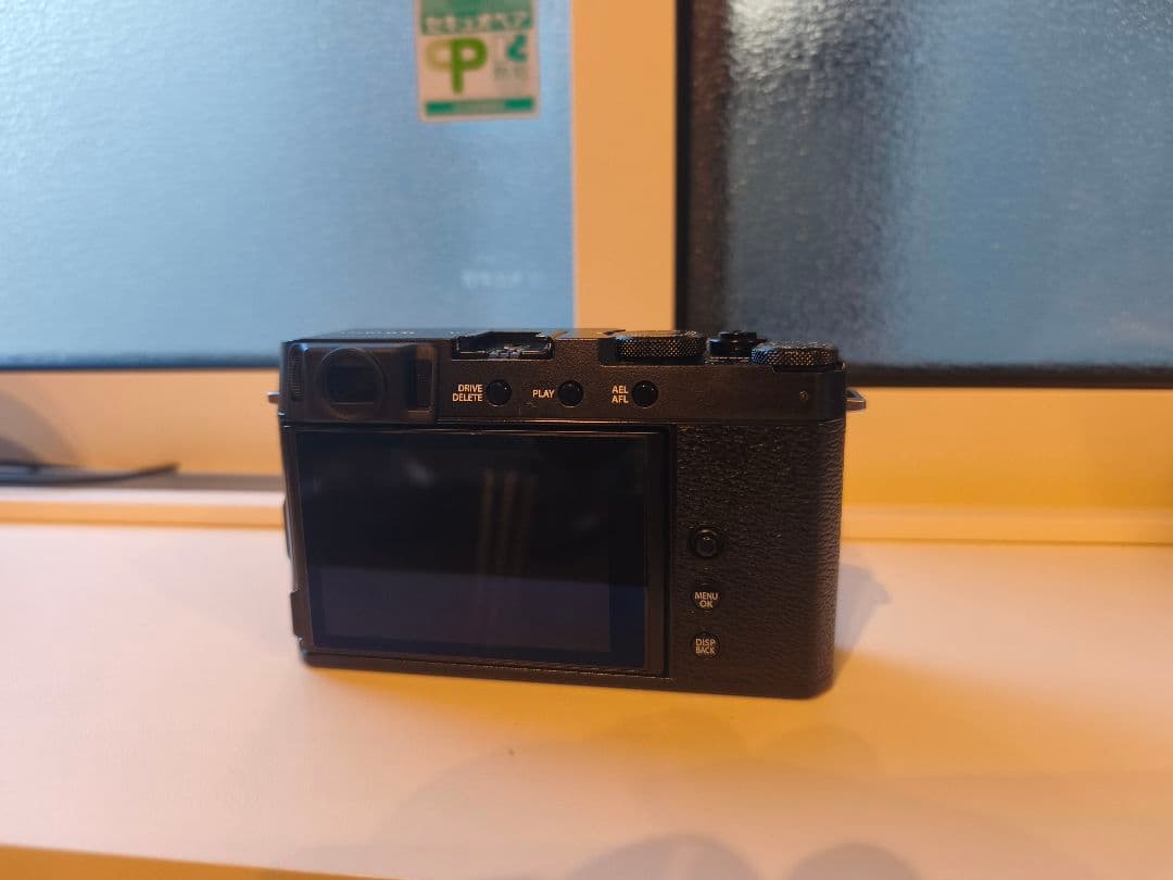 FUJIFILM X-E4 ミラーレス一眼