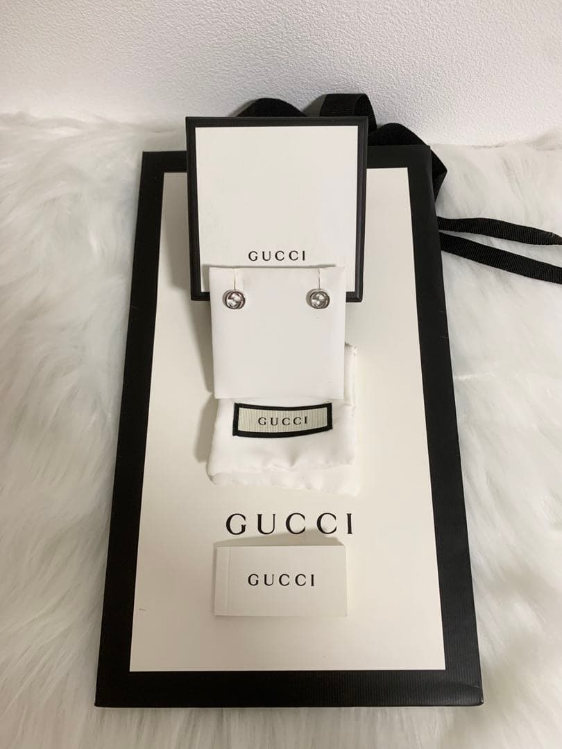 新品！定価5.7万！GUCCI ピアス