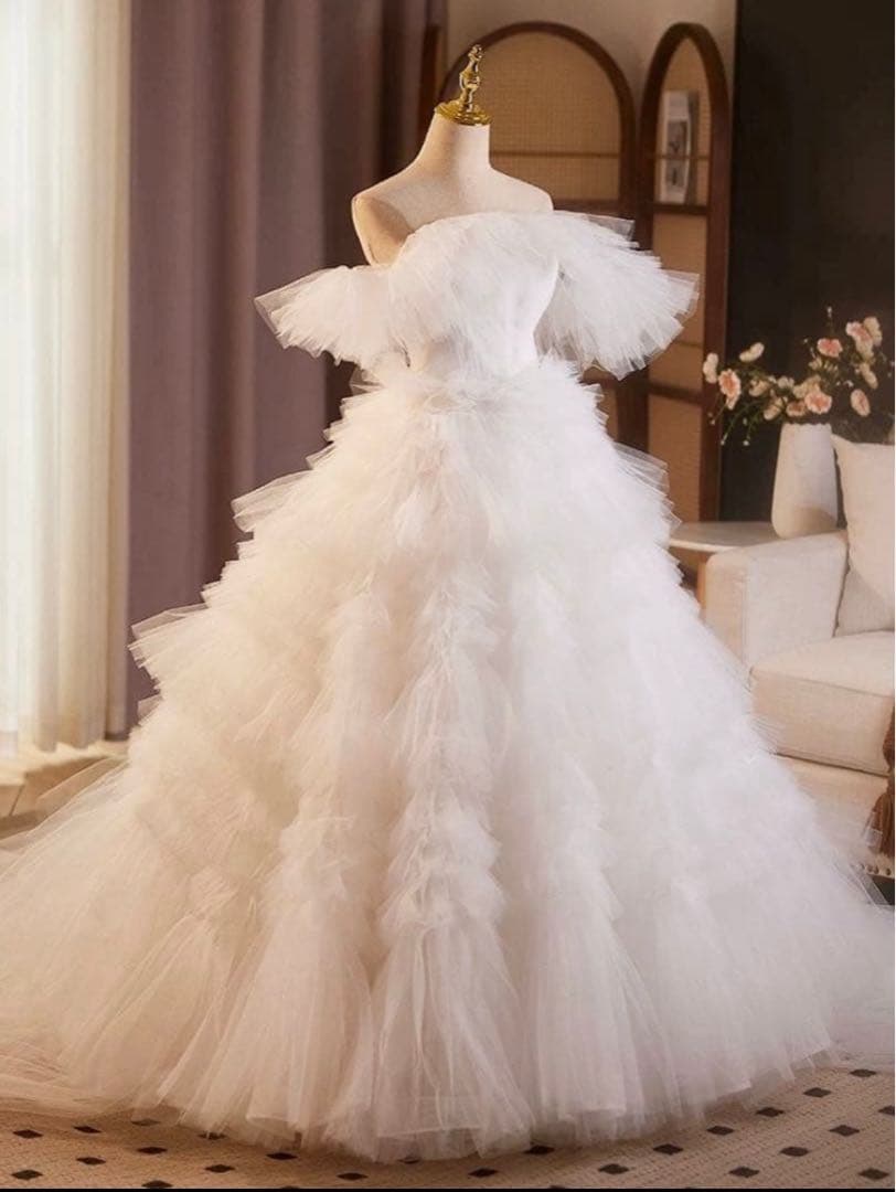 チュールドレス　ウェディングドレス　前撮り　結婚式