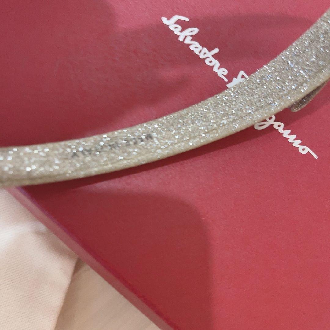 極美品　ferragamo フェラガモ　カチューシャ　グリッター　ラメ　ビジュー