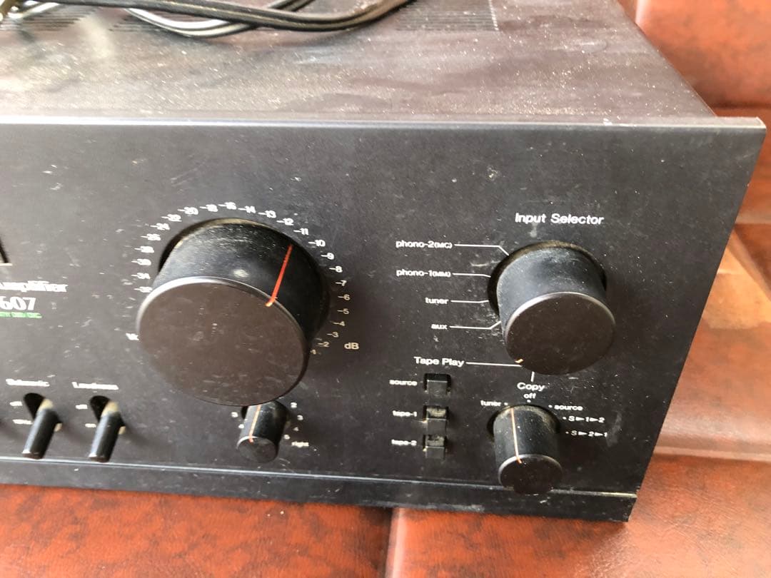 SANSUI AU-D607 プリメインアンプジャンク(J70)