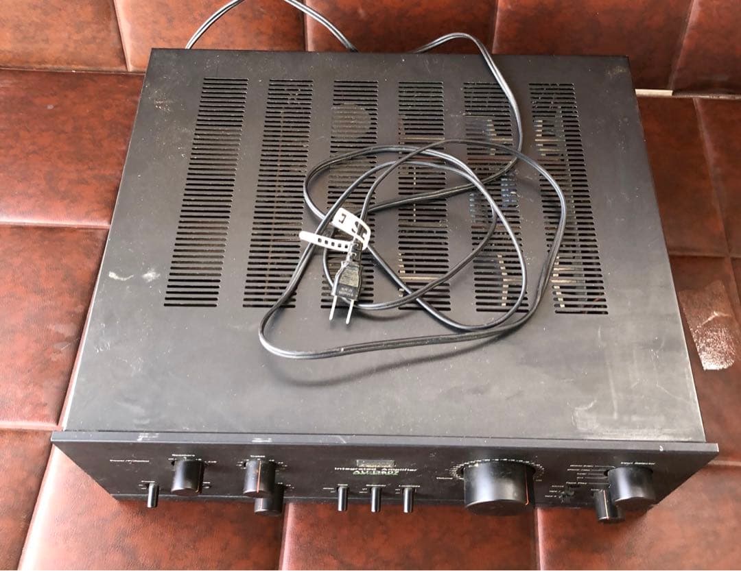 SANSUI AU-D607 プリメインアンプジャンク(J70)