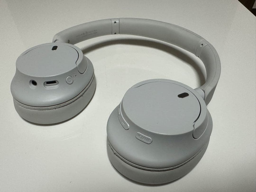 SONY WH-CH720N ノイズキャンセリングワイヤレスヘッドホン ケース付