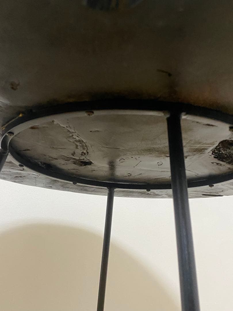 オランダ製　サイドテーブル　zuiver社　一枚板　ヴィンテージ