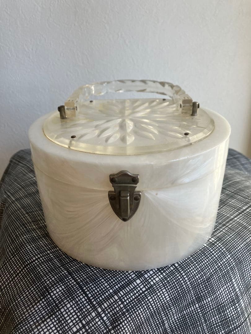 Vintage 1950s ルーサイトバッグ　乳白色マーブル　USA