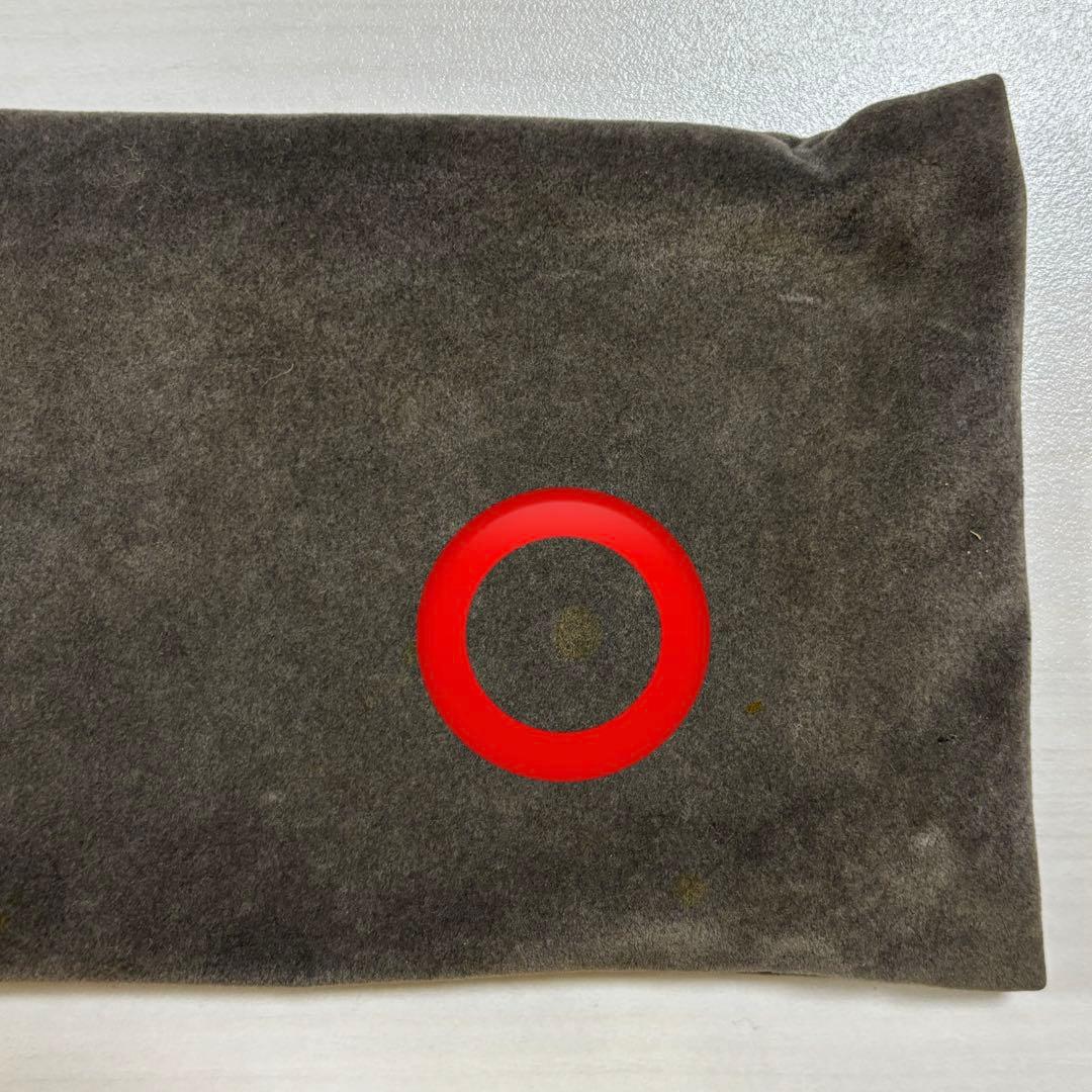 【美品・袋付き】ELIZABETH ARDEN のクラッチバッグ