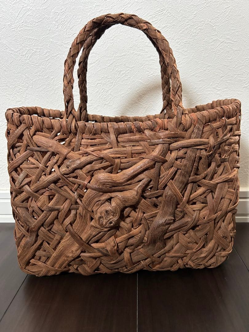 メル36589 　山葡萄カゴバック