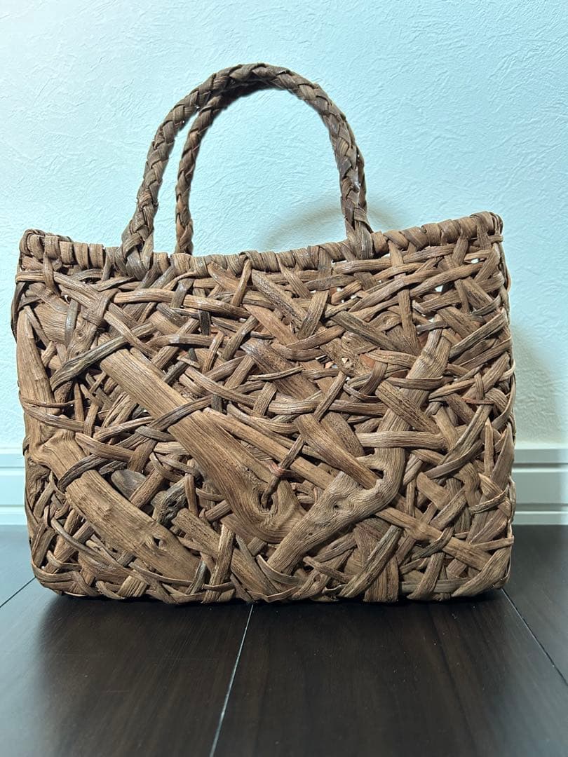 メル36589 　山葡萄カゴバック