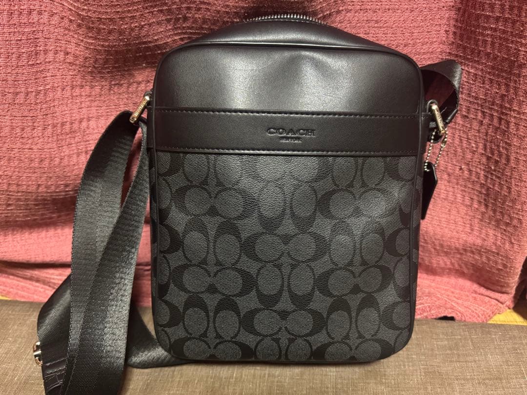 Y*a様 極美品 COACHコーチ ショルダーバッグ