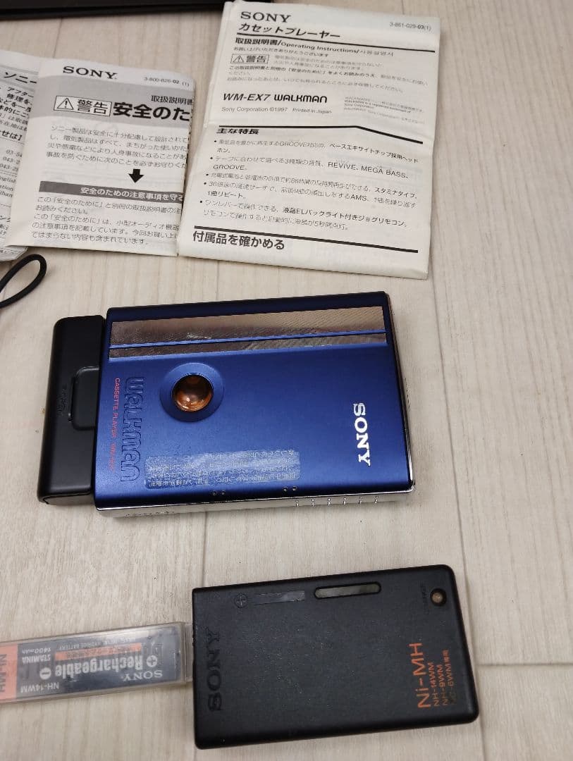 SONY　WM-EX7　ウォークマン　通電確認済　難あり　現状品