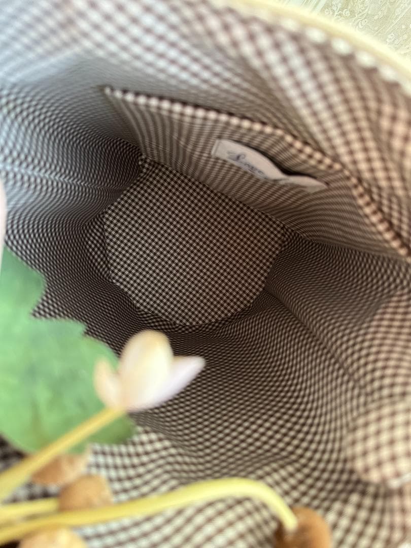 【美品】刺繍作家　森れい子さんのバケツ型バッグ/ 花コサージュ付き