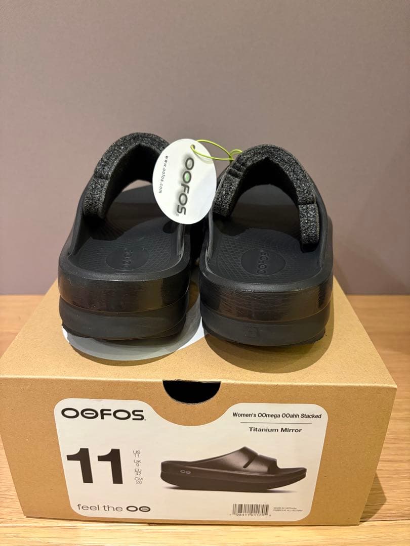 希少28cm美品・厚底リカバリーサンダルOOFOSウーフォスBLACK