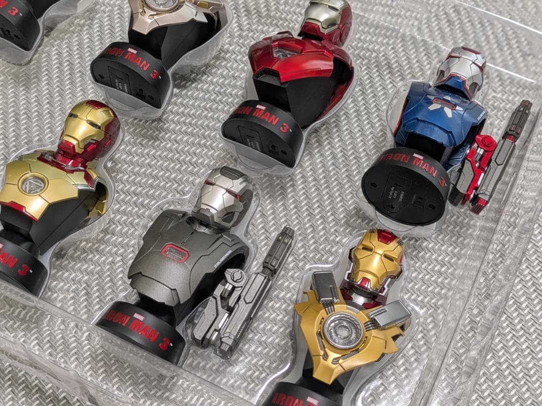 アイアンマン3 デラックスセット バスト8体セット ホットトイズ