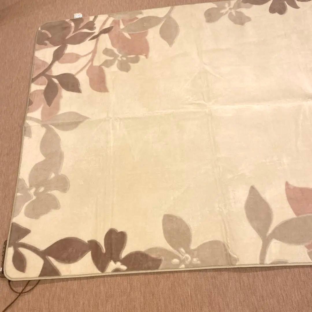 ホットカーペットとホットカーペット用カバー