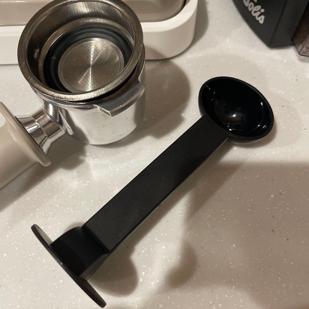 DeLonghi スティローザ　エスプレッソマシン　新色