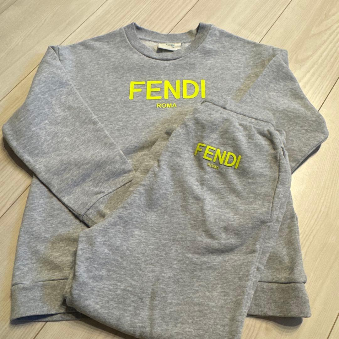 FENDI 子供スウェットセットアップ