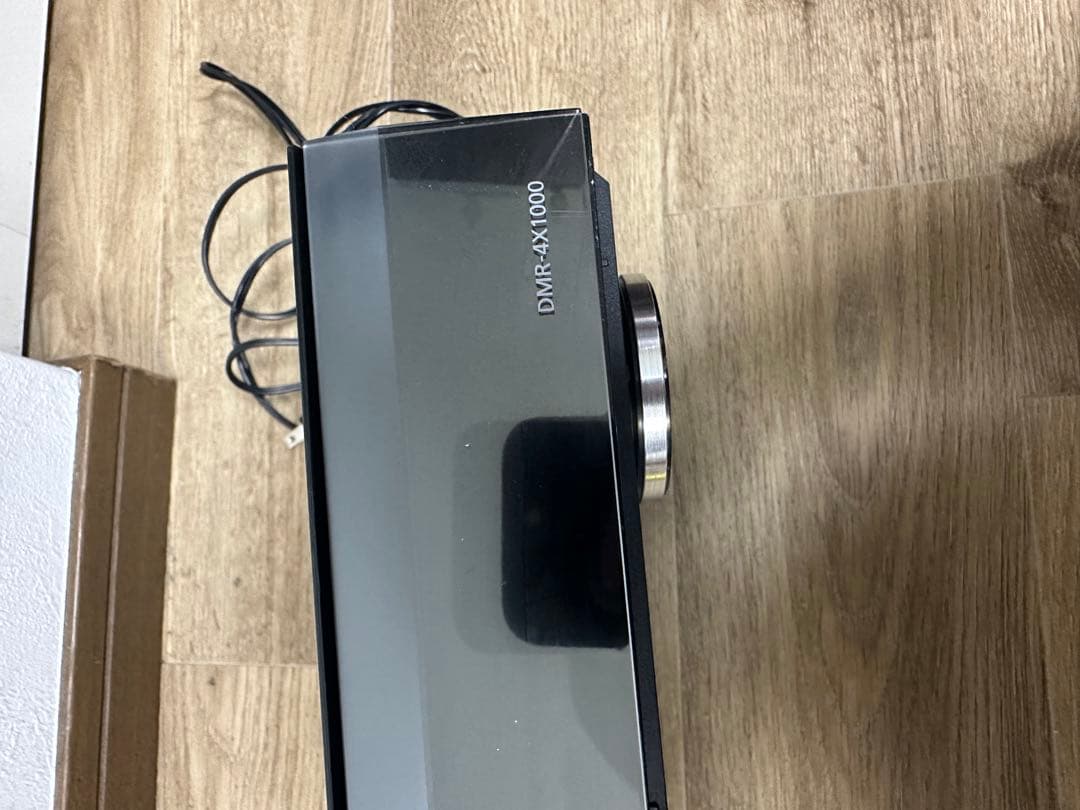 パナソニックのブルーレイディスク・レコーダーDMR-4X1000 2021年製