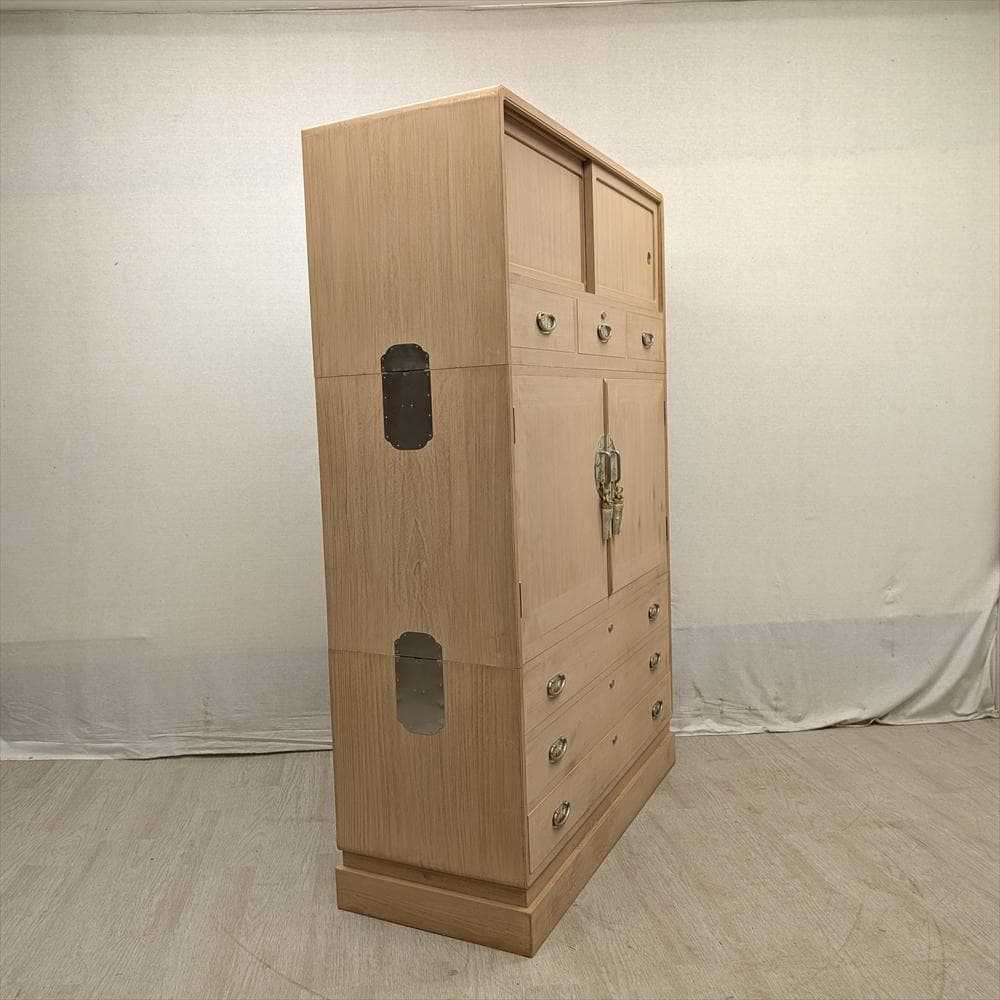 大阪泉州箪笥　伝統工芸　総桐箪笥　整理箪笥　和箪笥　着物箪笥　タンス　チェスト