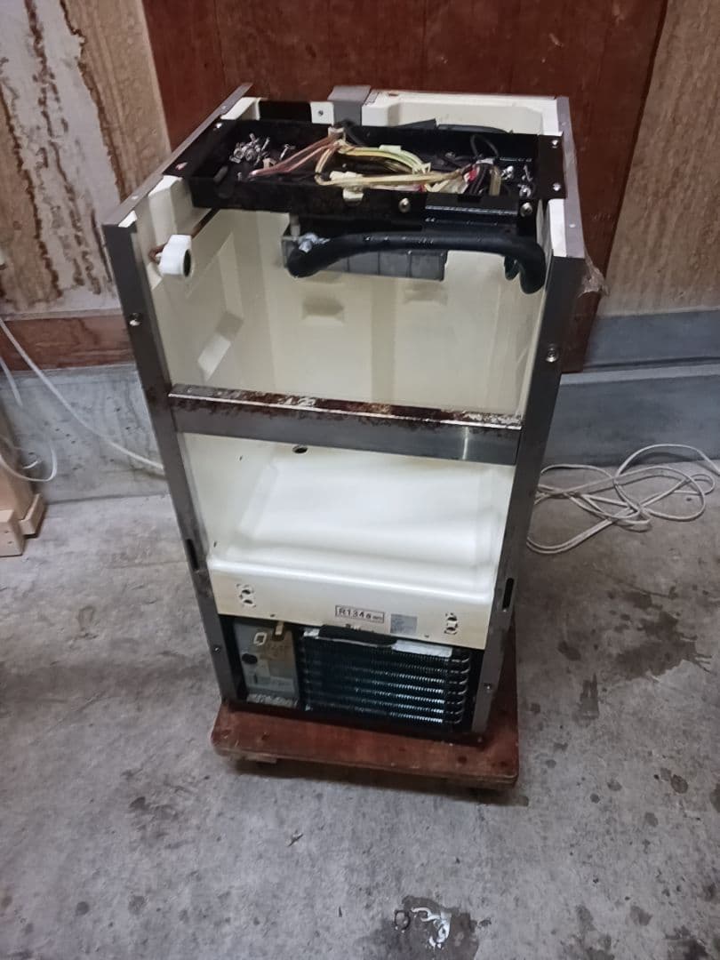 ダイワ　業務用製氷機　DRI-25LMV