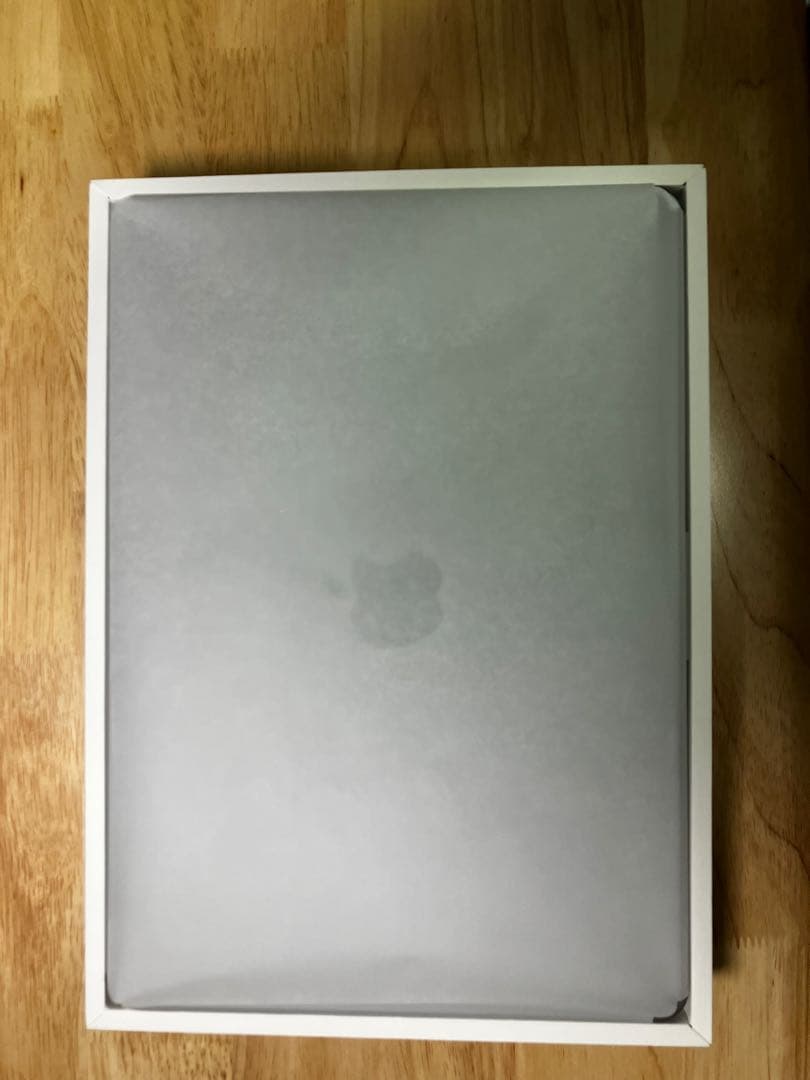 MacBook Air M3 メモリ8GB/SSD256GB 13インチ