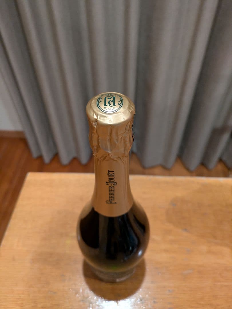 【新品・未開封・正規品】ペリエ・ジュエ　グランブリュット　９本セット