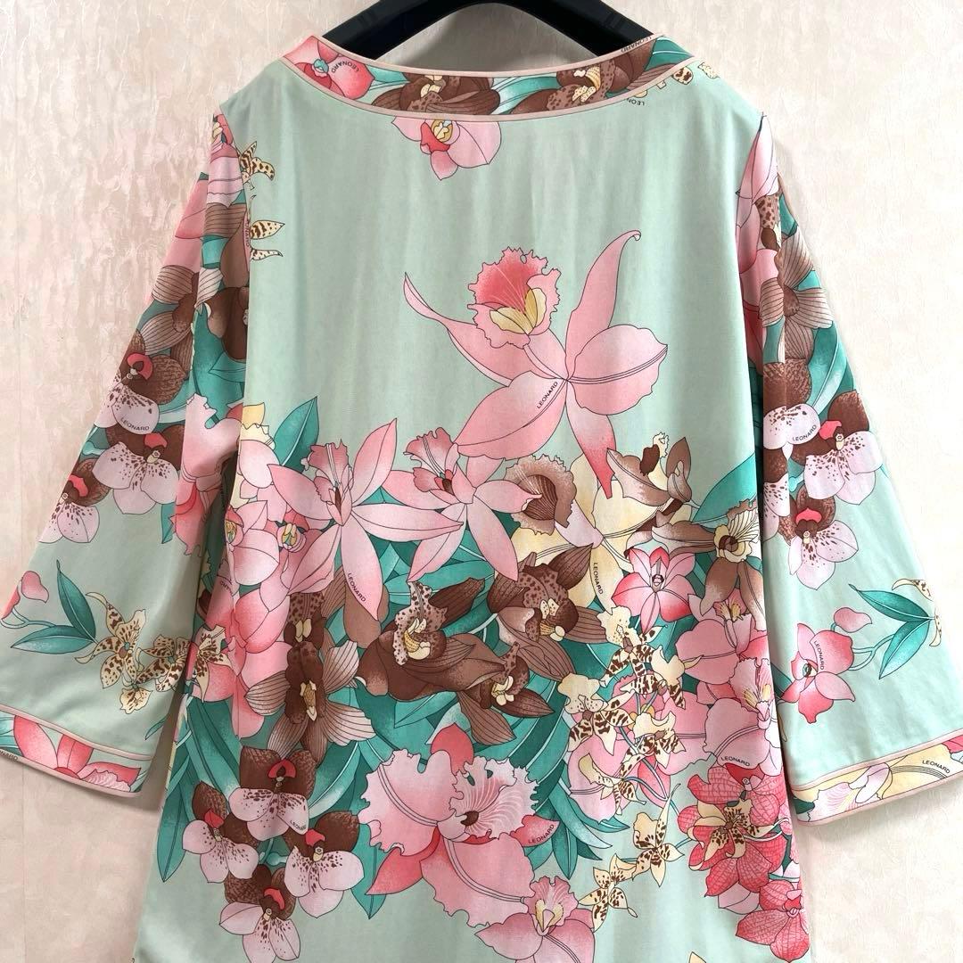 美品✨レオナール カンカン素材 チュニック フレア 多色 花柄 ゆったり L