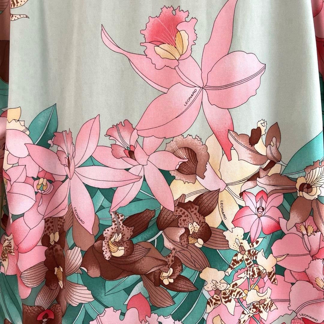 美品✨レオナール カンカン素材 チュニック フレア 多色 花柄 ゆったり L