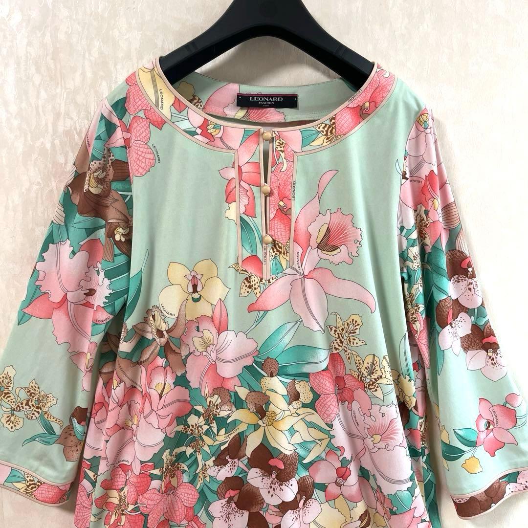 美品✨レオナール カンカン素材 チュニック フレア 多色 花柄 ゆったり L