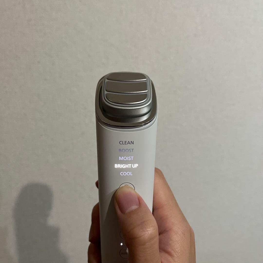 【美品】パナソニック イオンブースト EX EH-SS85-W イオン美顔器