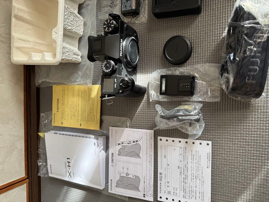 FUJIFILM ミラーレス一眼 本体