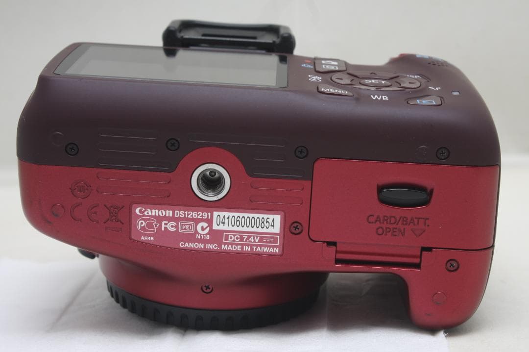 キヤノン EOS Kiss X50 ボディ レッド