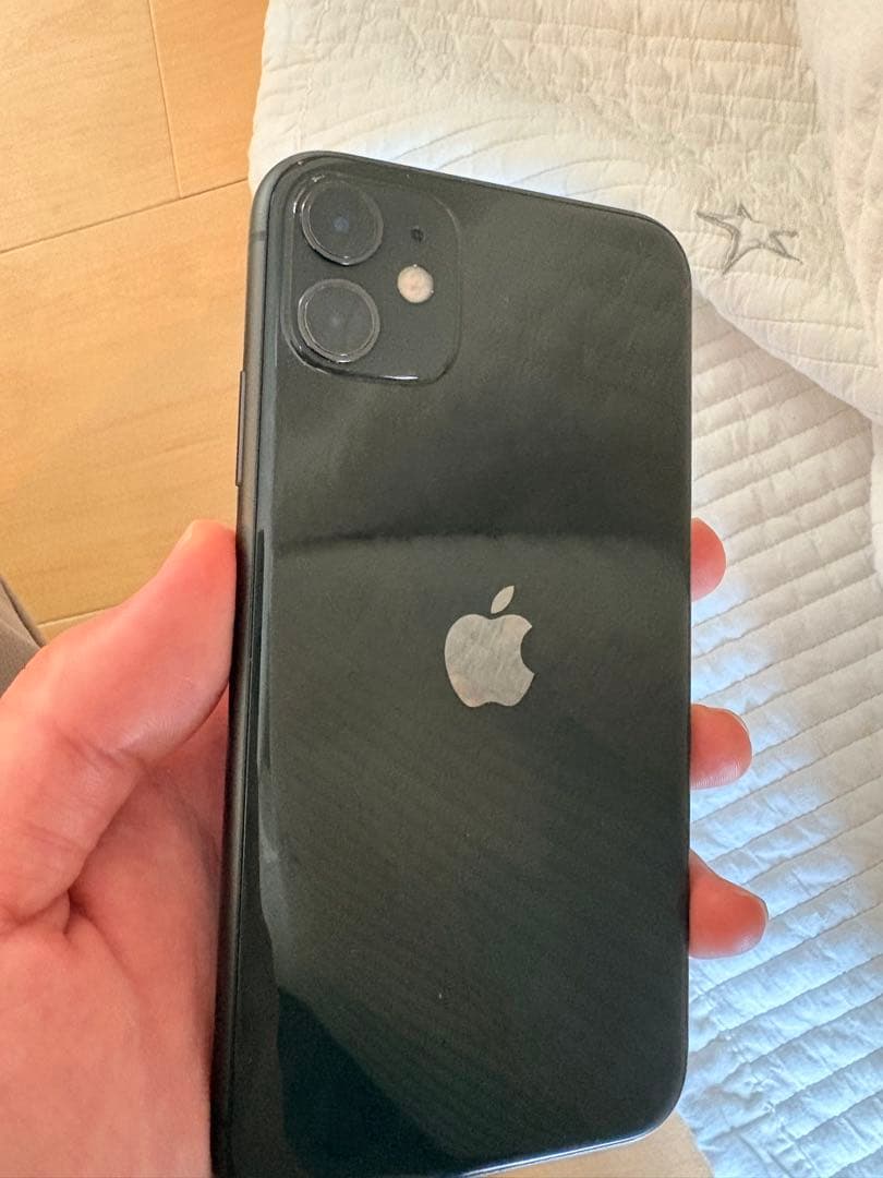 Apple iPhone 11 ブラック　128G