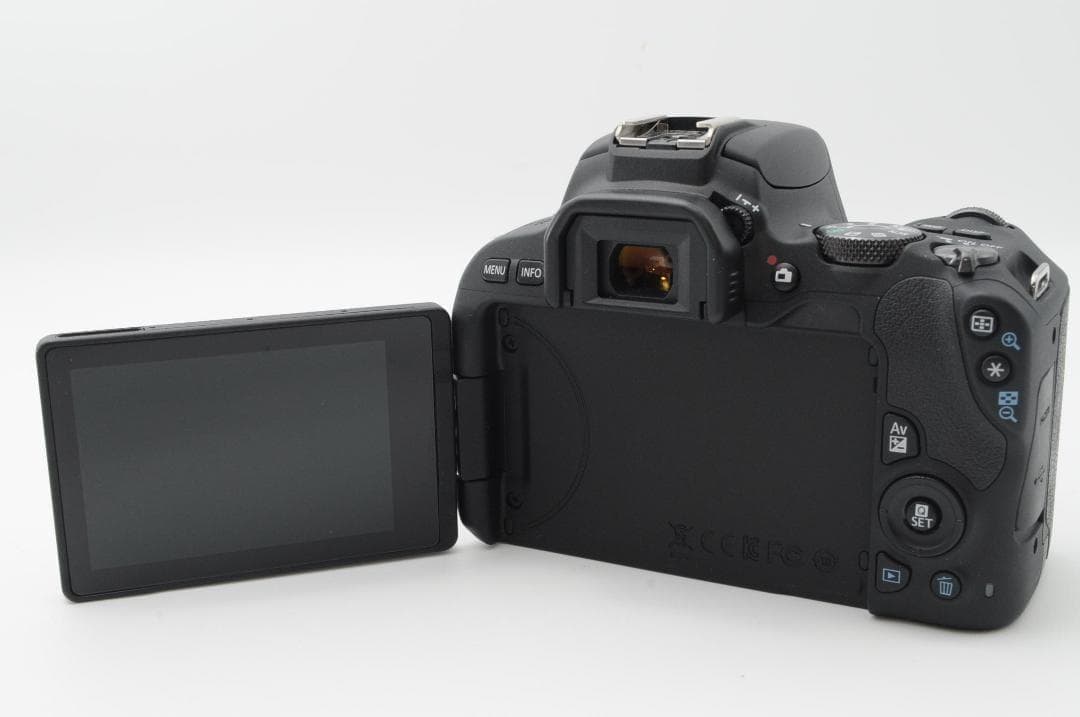 ★新品級④★新春初売りSALE★ Canon EOS Kiss x9 ダブル