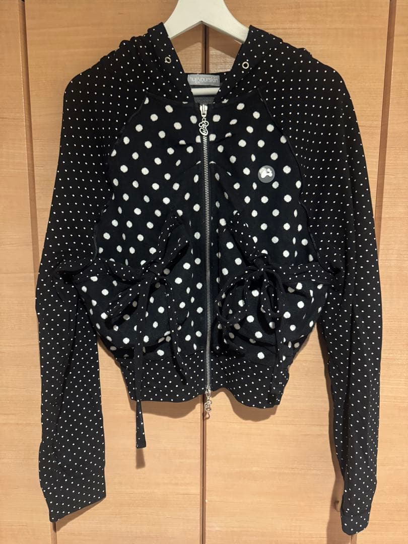 トップス hugyourskin Dot Big Pocket Hoodie Black