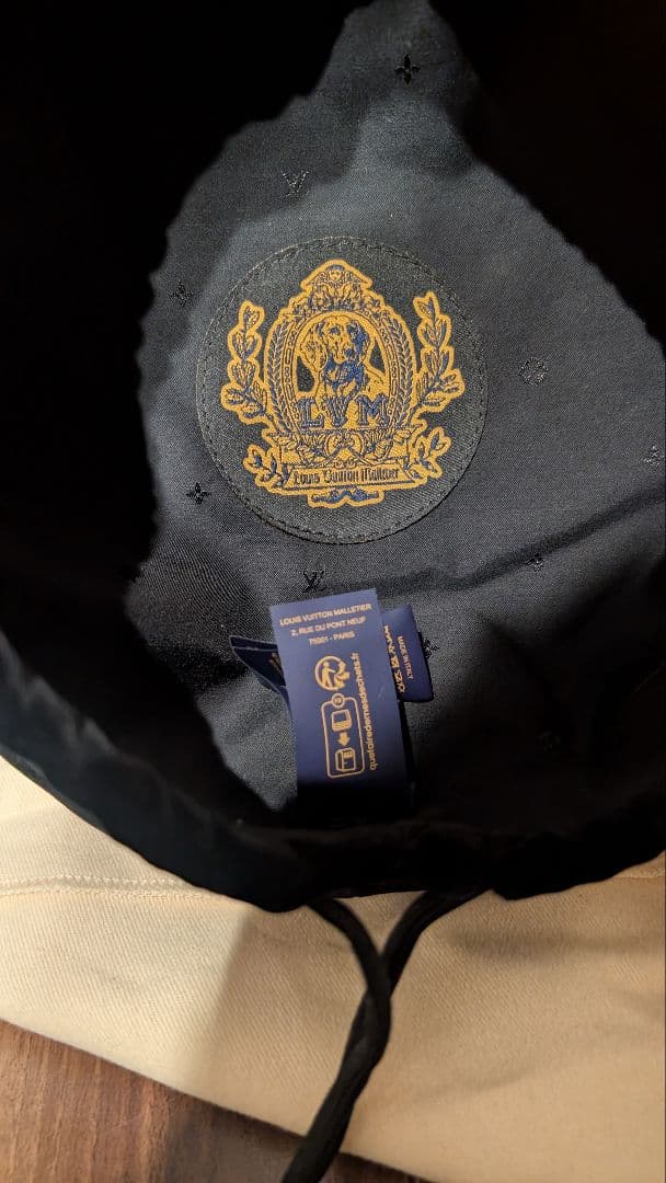 新品同様ルイヴィトン　ベレー帽 LVバーズ