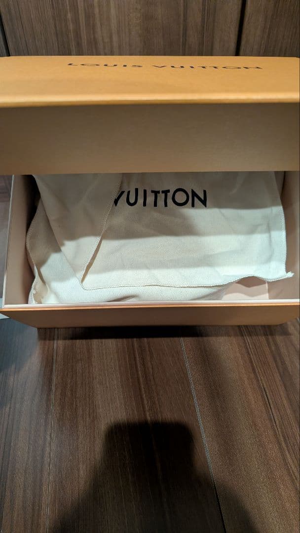 新品同様ルイヴィトン　ベレー帽 LVバーズ