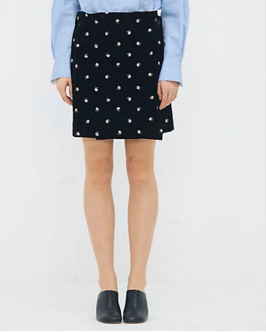 CABaN/キャバン ベロア PETIT ROSEプリントミニスカート　スカート