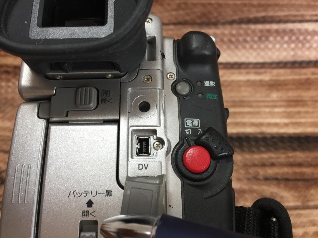 撮影再生ダビングOK　美品　Panasonic NV-DJ100　付属品有