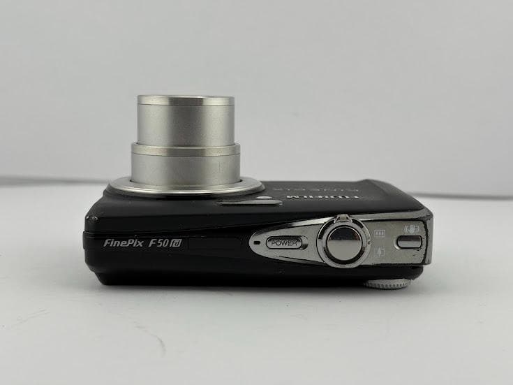 ★美品★ FUJIFILM FINEPIX F50 fd ★バッテリー、充電器★