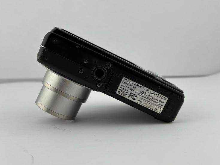 ★美品★ FUJIFILM FINEPIX F50 fd ★バッテリー、充電器★