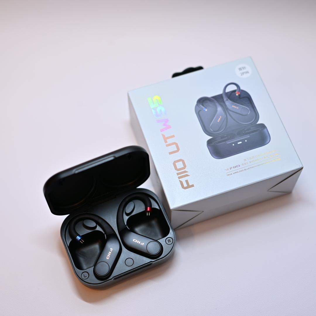 FID UTWS5 2025年版　ブラック イヤフォンセット