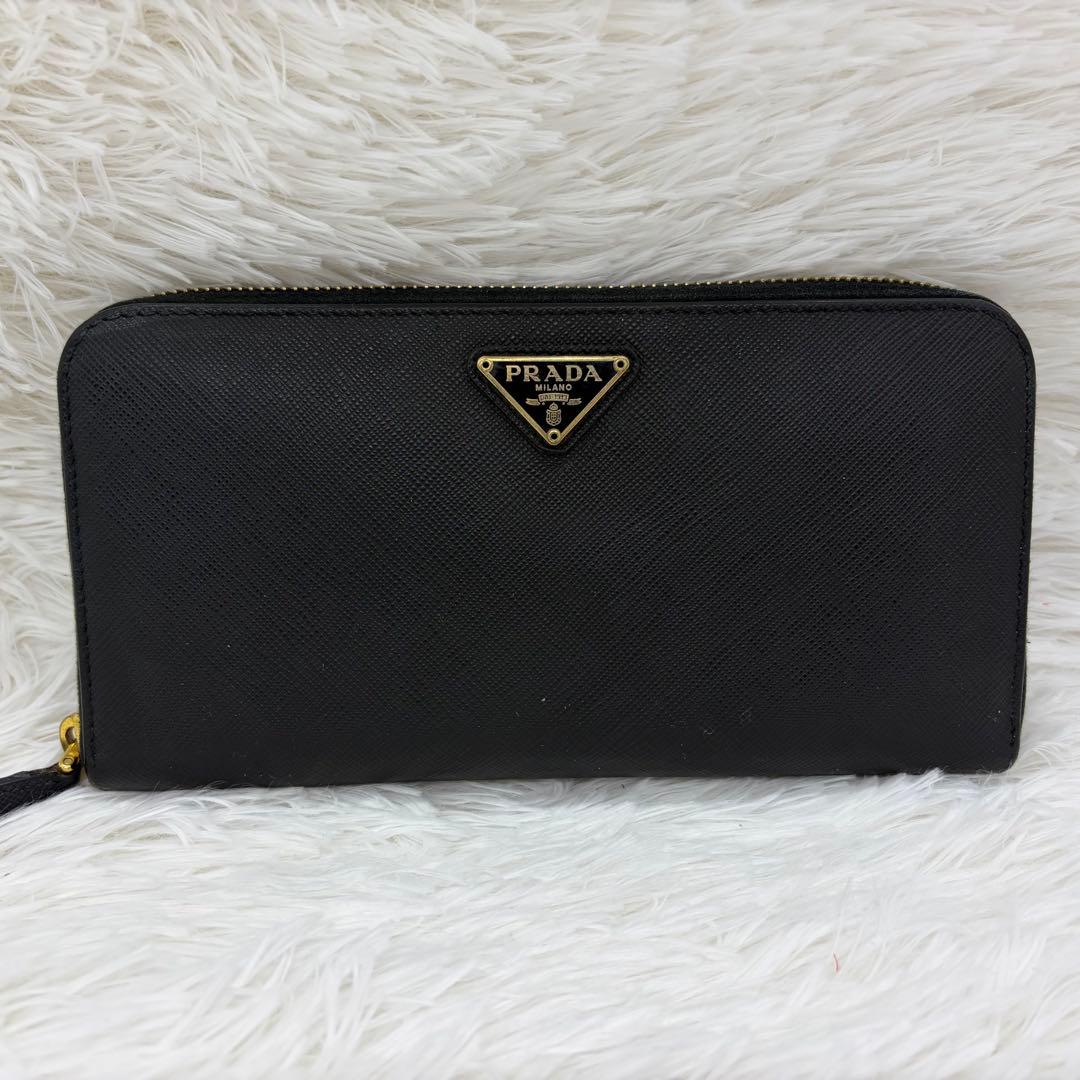 極美品✨プラダ　長財布　ラウンドファスナー　三角ロゴ　レザー　サフィアーノ 黒