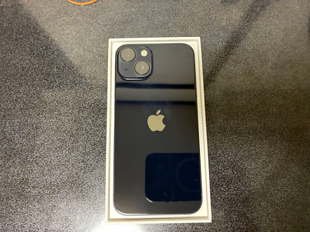 バッテリー100% iPhone 13 ミッドナイト 128GB 本体