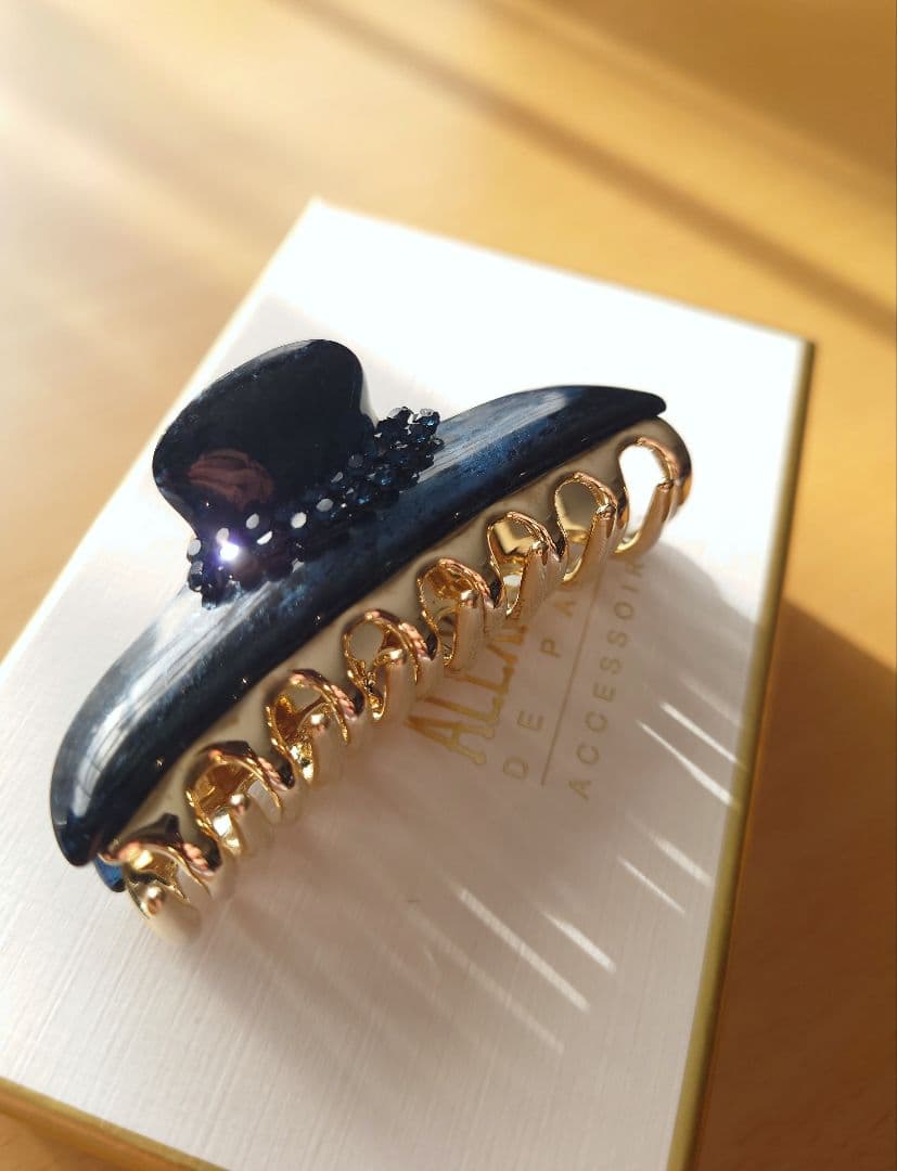 美品 アッカ ACCA ダブルコラーナ クリップ M