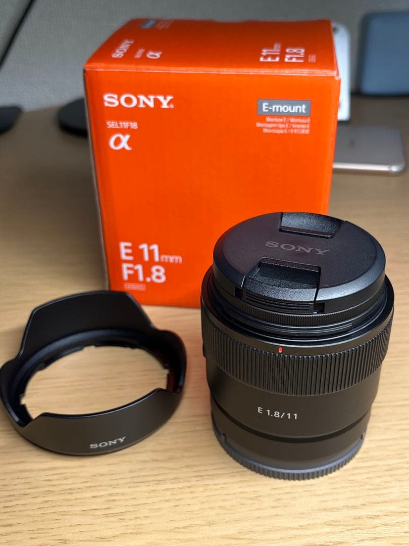SONY E 11mm F1.8 レンズ