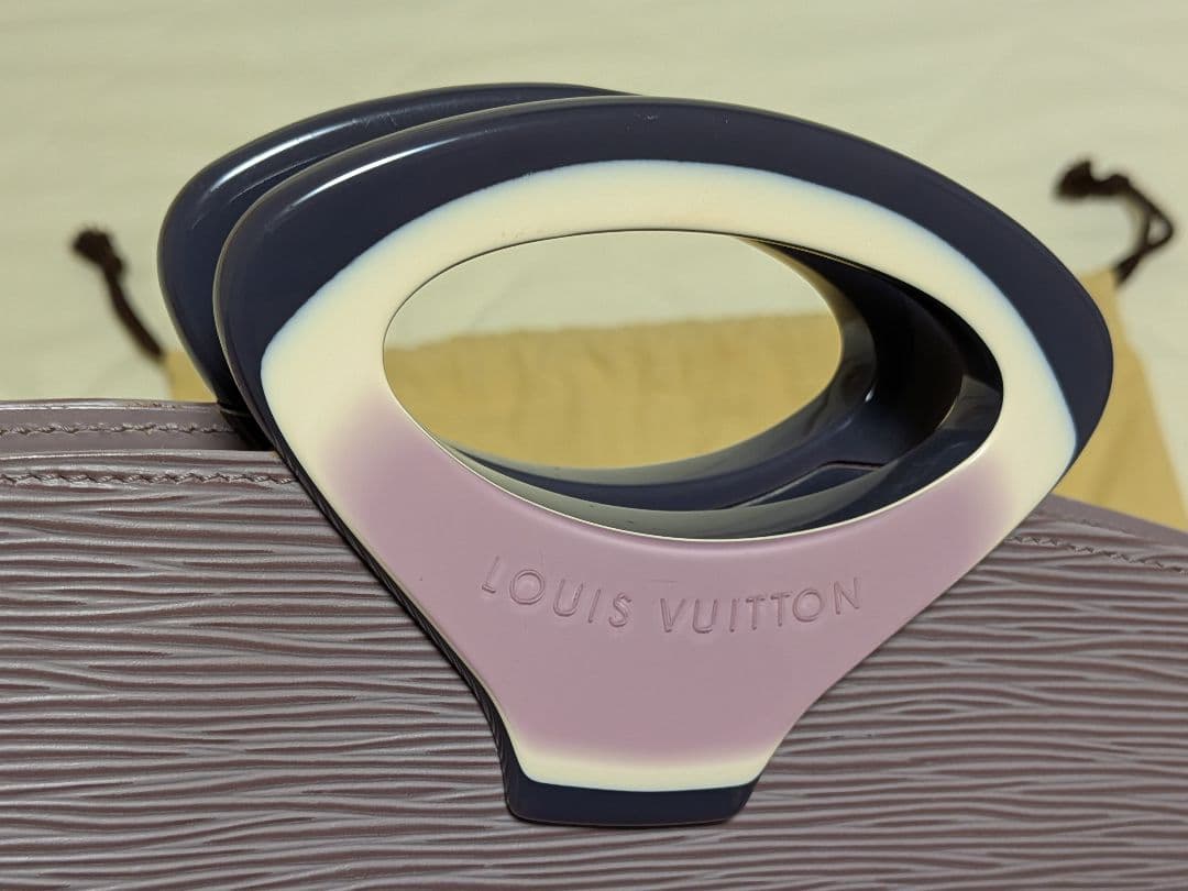 美品 ルイヴィトン エピ ノクタンブル ライラック