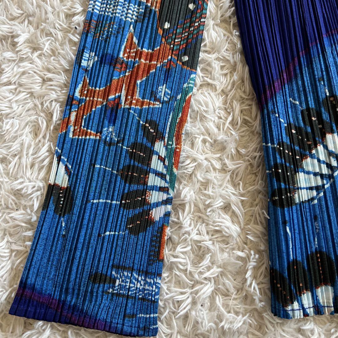 【PLEATS PLEASE 】イッセイミヤケ　プリーツ加工 長袖Tシャツ